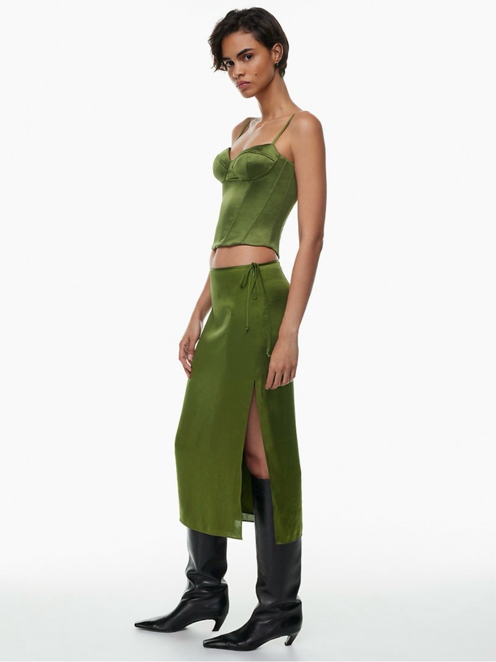 Aritzia Wilfred Elixir Satin Skirt - size 2
